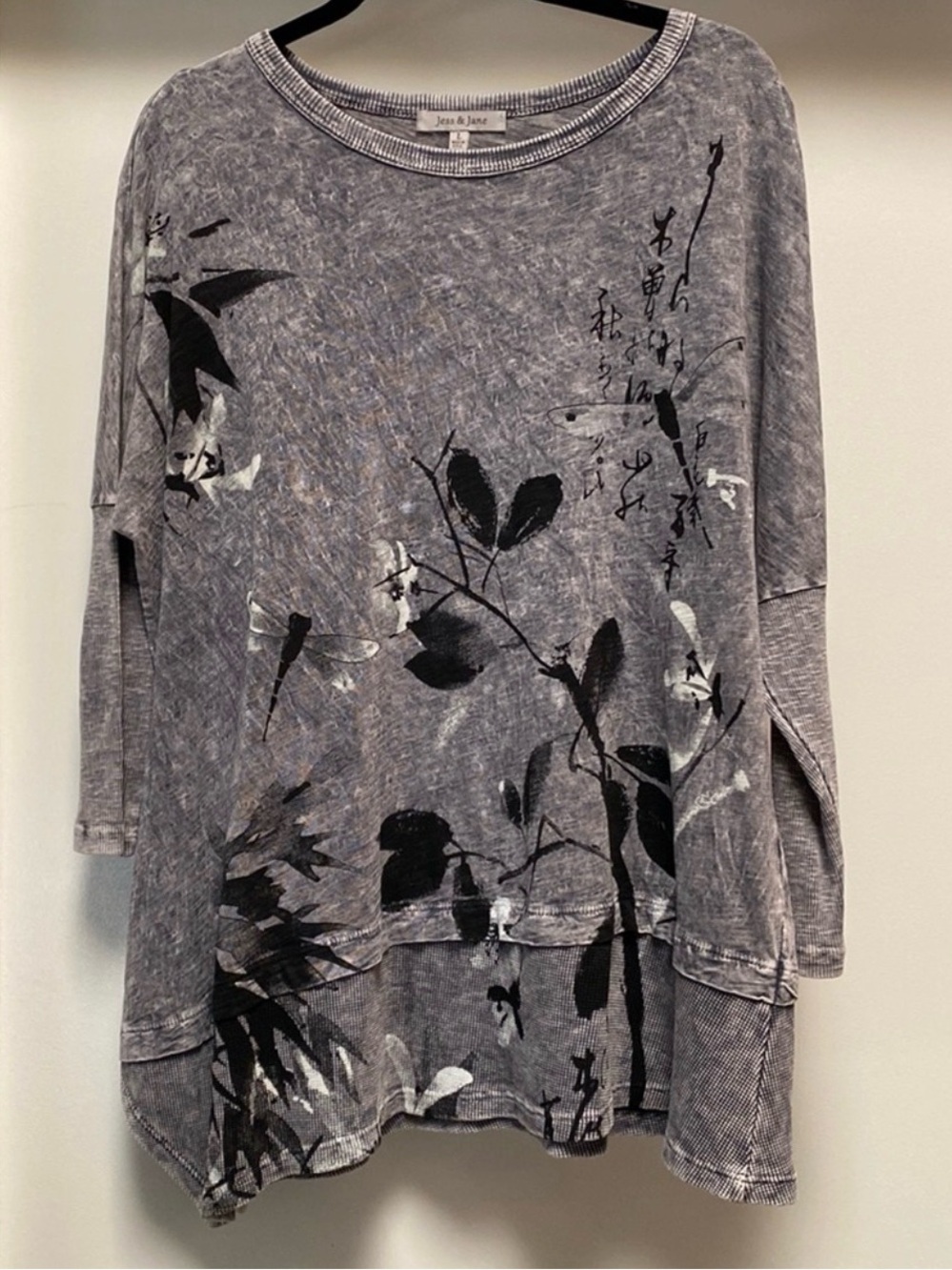 Jess and Jane Washed Gray Botanical-Print Tunic Top